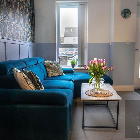 1 Bed House At Velvet Serviced Accommodation Swansea With Free Parking & Wifi - Sa1 Exterior foto